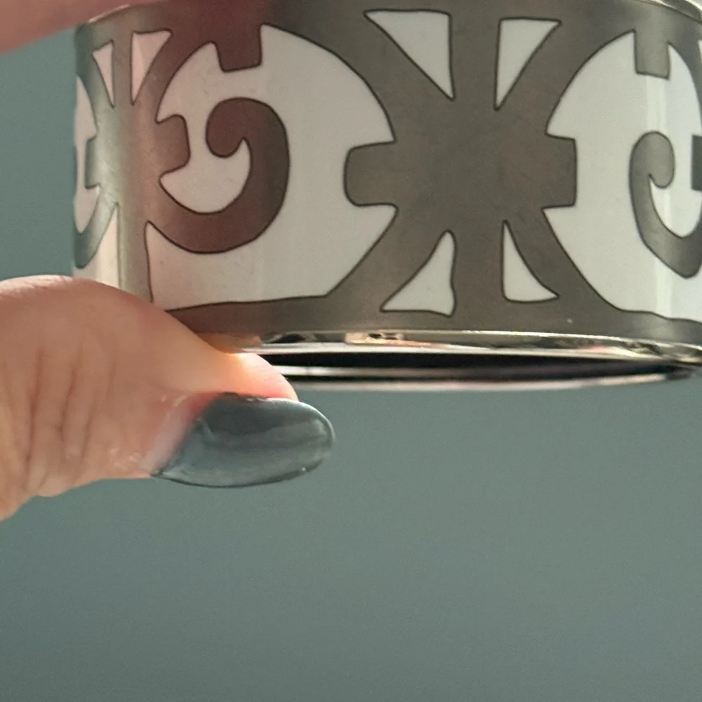 Hermes Gray, White and Silver Enamel Bangle Bracelet - Picture 3 of 10